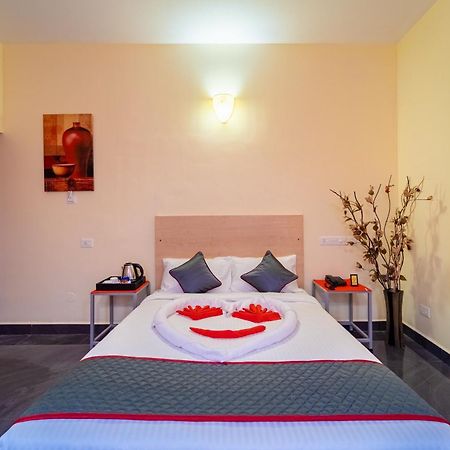 Sornalaxmi Residency Puduccseri Kültér fotó