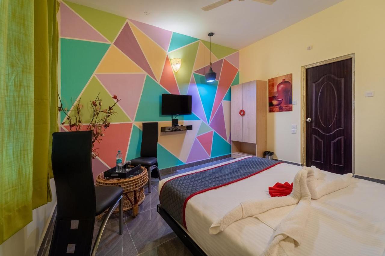 Sornalaxmi Residency Puduccseri Kültér fotó