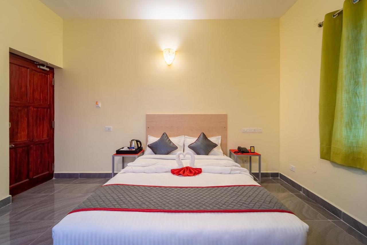 Sornalaxmi Residency Puduccseri Kültér fotó