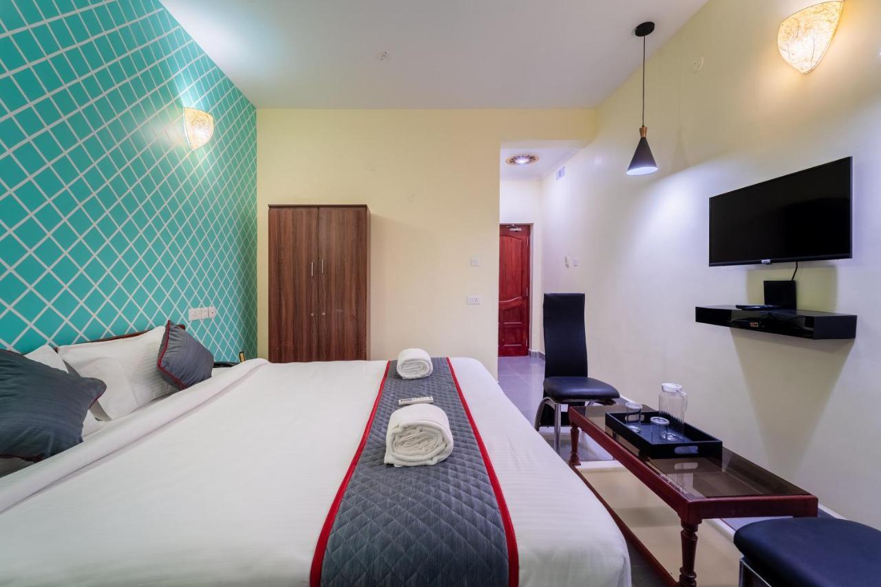 Sornalaxmi Residency Puduccseri Kültér fotó